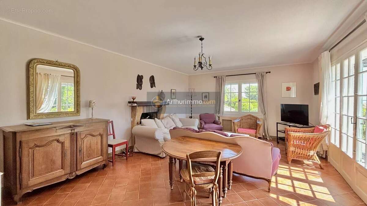 Coup de Coeur ST AYGULF Plain Pied Avec Vue mer - photo 9