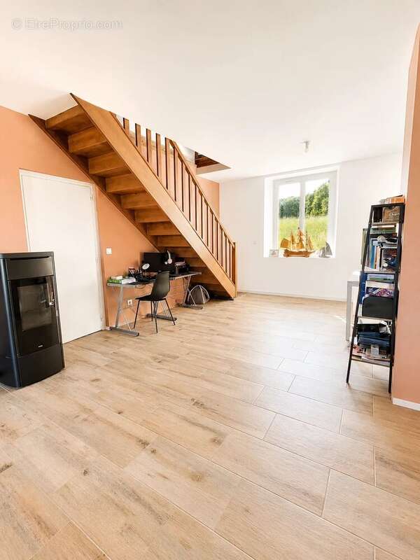 Maison familiale de 4 chambres entre Saint Pourçain et Montmarault - photo 4