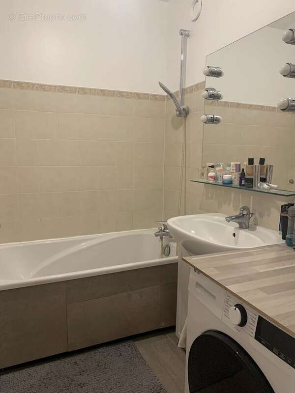 Appartement à MONTIGNY-LE-BRETONNEUX