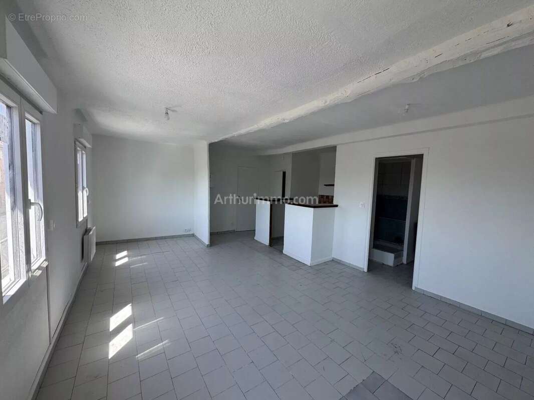 Appartement à SAINTE-TULLE
