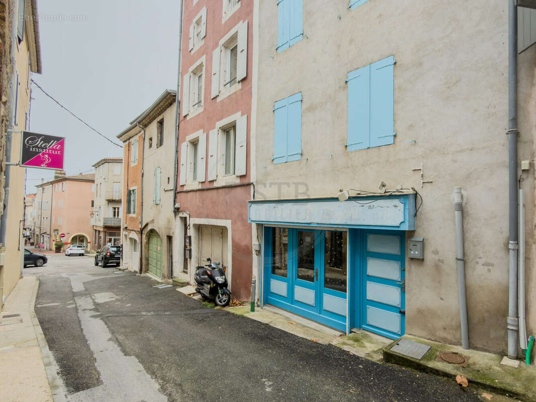 Maison à PRIVAS