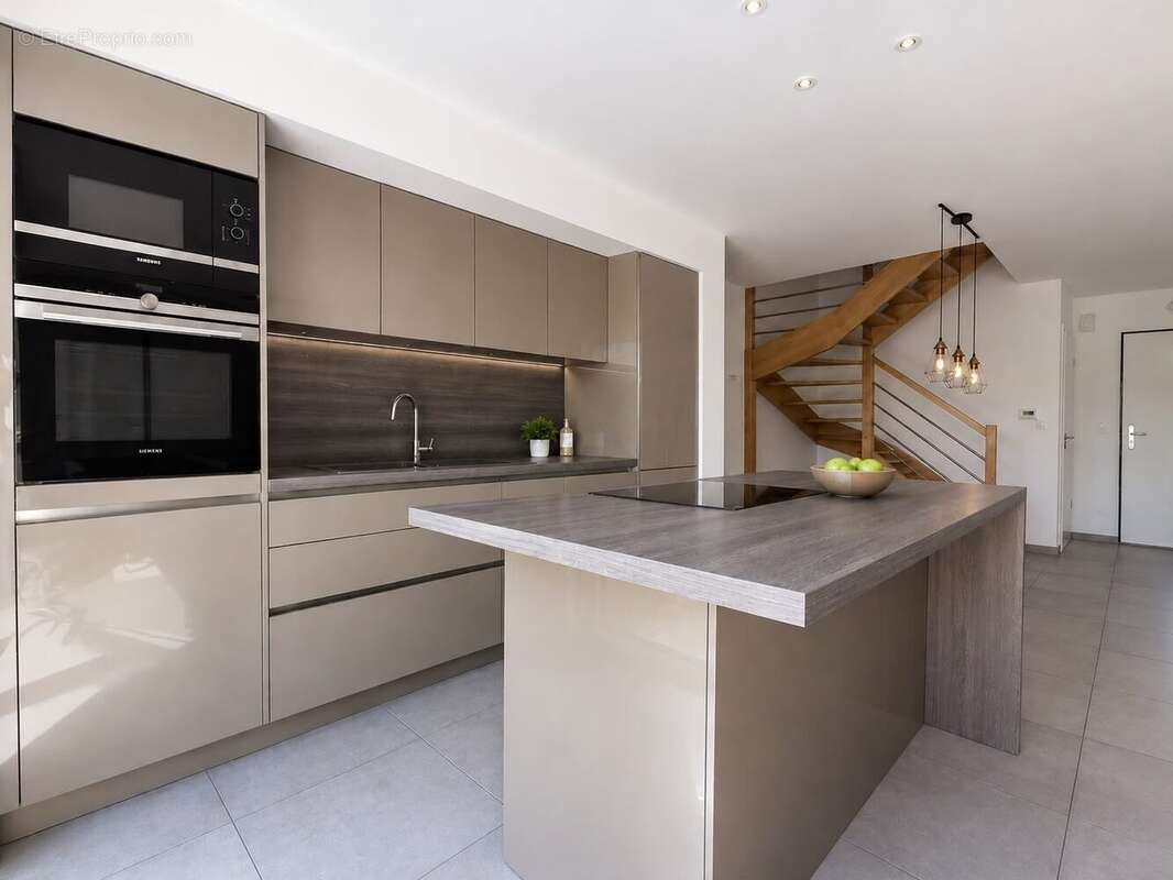 Maison 92 m² à Woippy  - photo 5