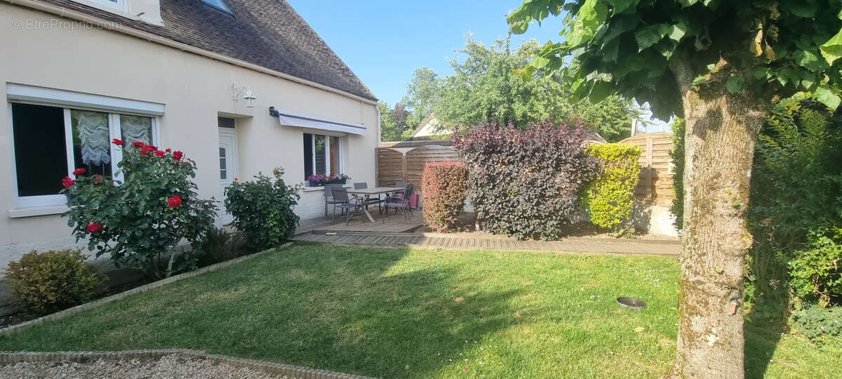 Maison à SAINT-SEROTIN