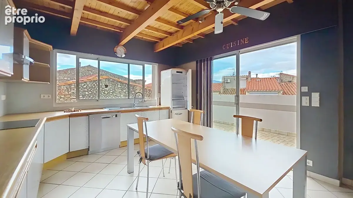 2 appartements avec exterieurs ou grande maison : ideal investisseurs ou grande famille - photo 5
