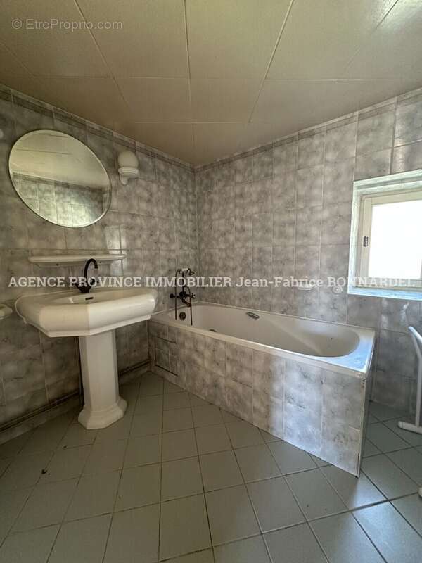 Maison à CHANTEMERLE-LES-GRIGNAN