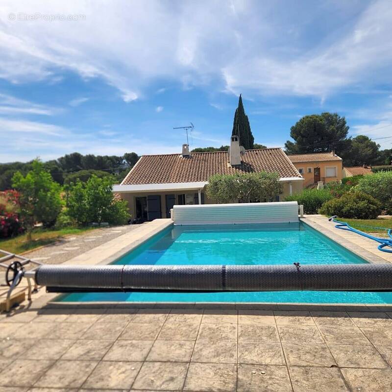 Maison à LAMANON