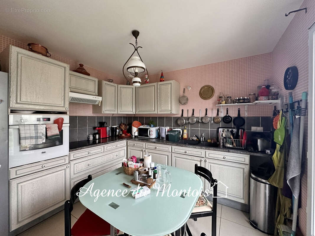 Autre à LONGUEVILLE