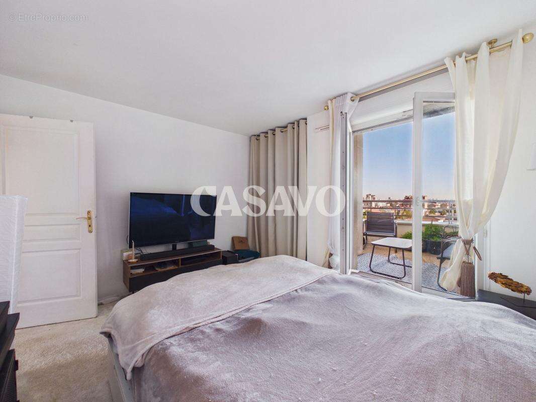 Appartement à COLOMBES