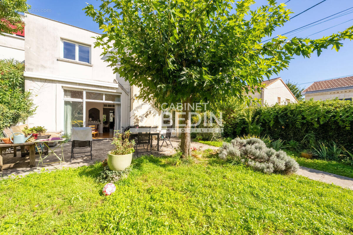 Maison à LE BOUSCAT