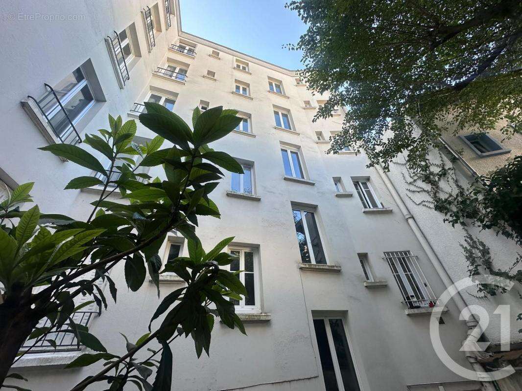 Appartement à FONTENAY-SOUS-BOIS