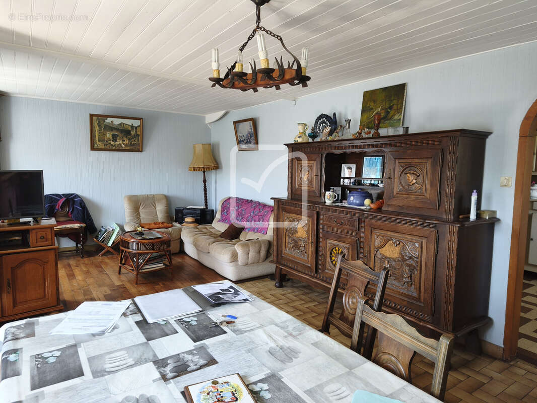 Maison à AUGAN