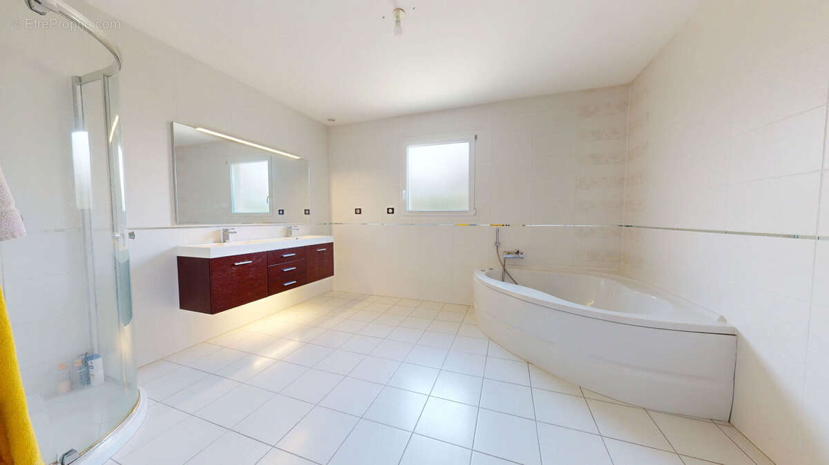 Maison à AMBERIEU-EN-BUGEY