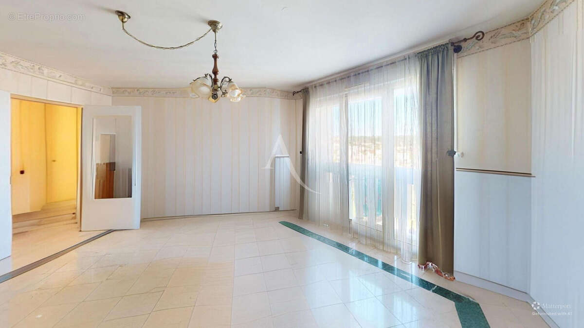 Appartement à VILLEMOMBLE
