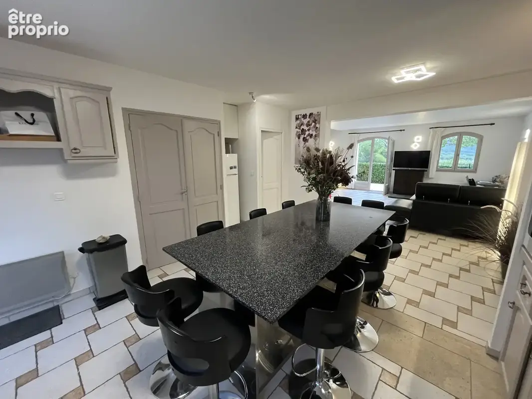 Maison de village de 158m2 - photo 10