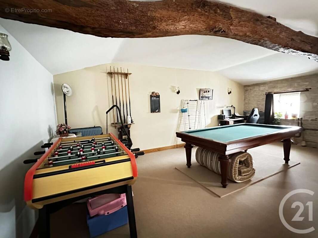 Maison à ROMAZIERES