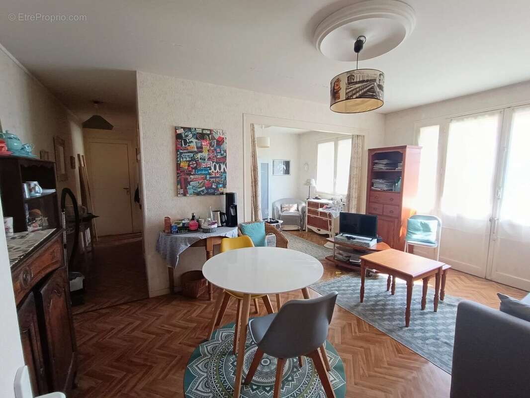 Appartement à BORDEAUX
