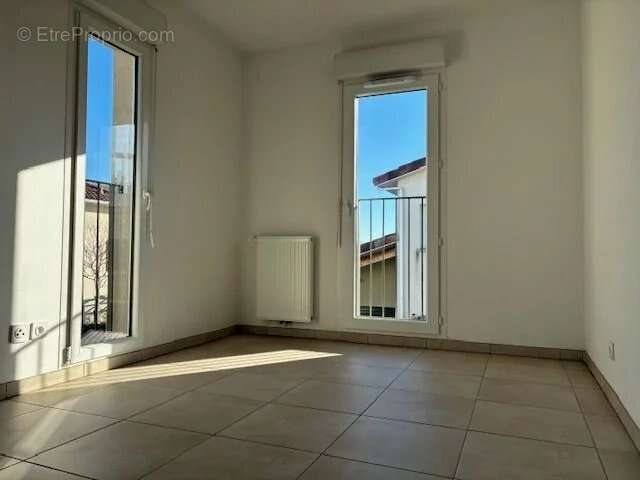 Maison à LA SALVETAT-SAINT-GILLES