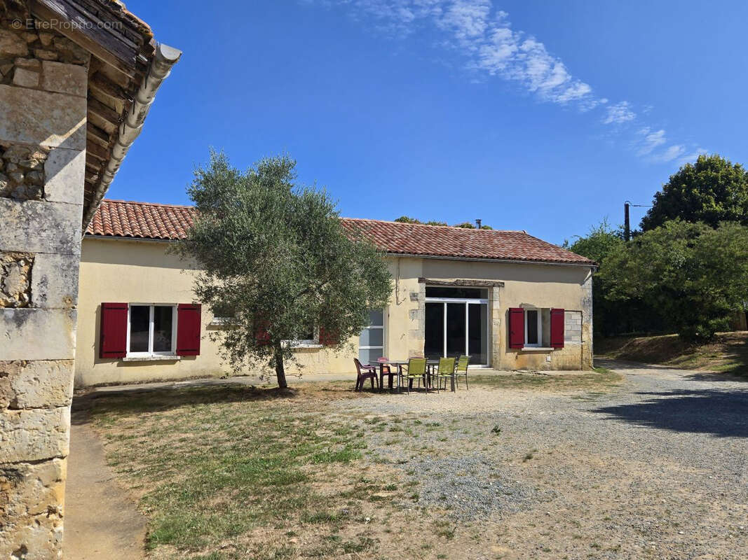 Maison à VILLAMBLARD