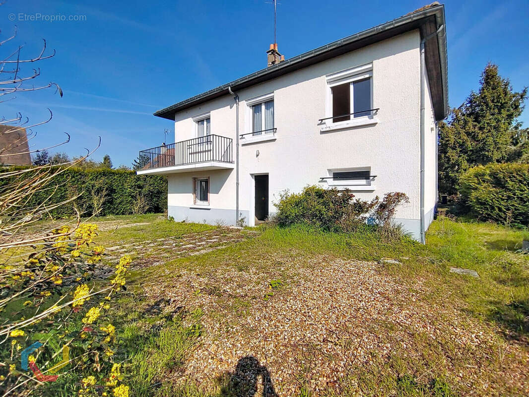 Maison à HUISSEAU-SUR-MAUVES