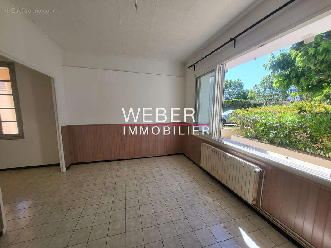 TOULON OUEST - Maison 149 m2 terrain 420 m2 - photo 6
