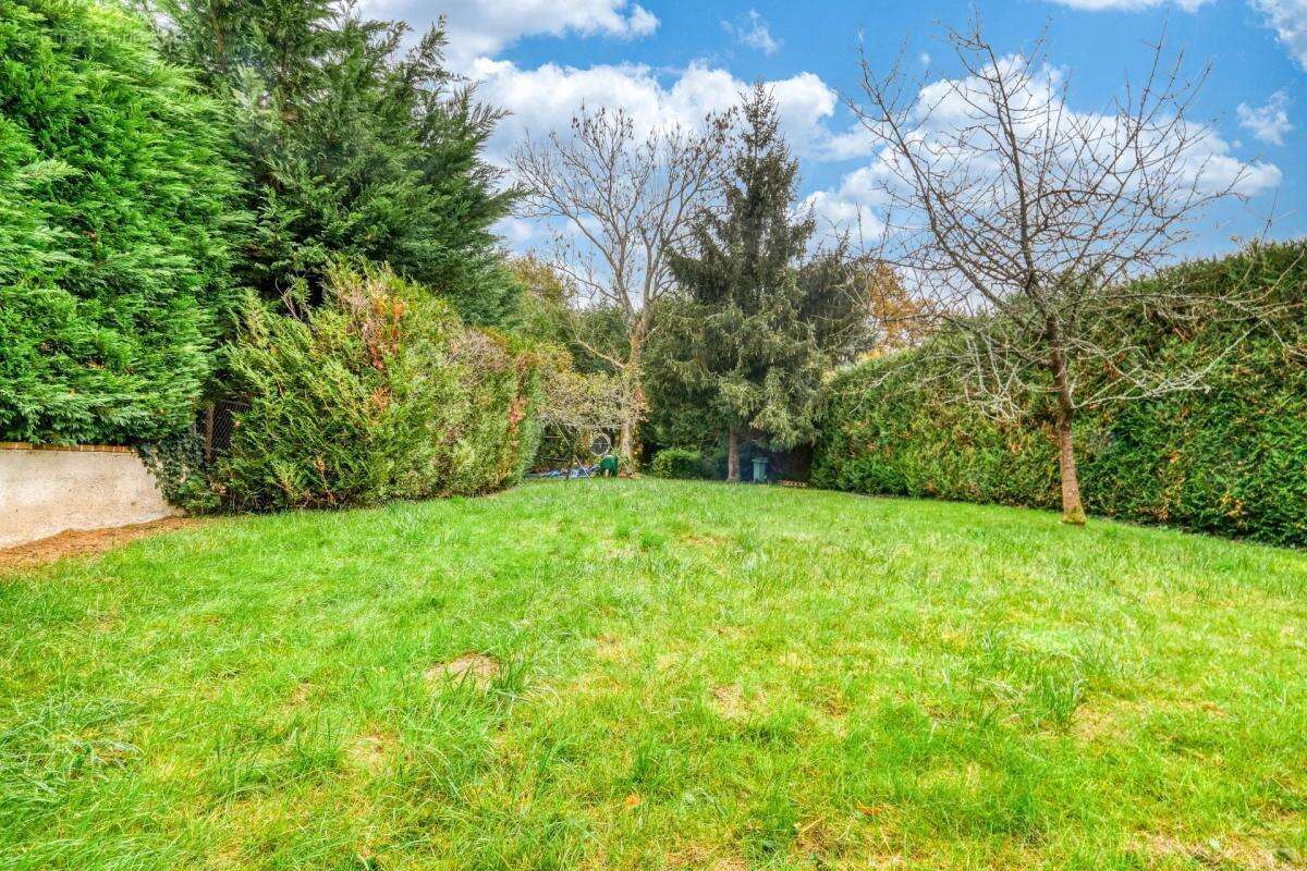 Maison à DAMMARTIN-EN-GOELE