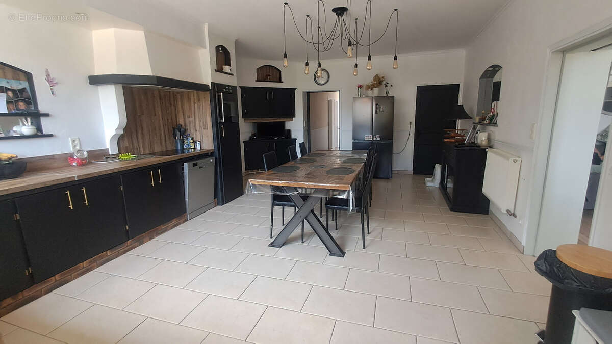LE THOULT TROSNAY (51) à vendre superbe corps de ferme restauré sur un terrain clos de plus de 8600 m2 avec étang - photo 20
