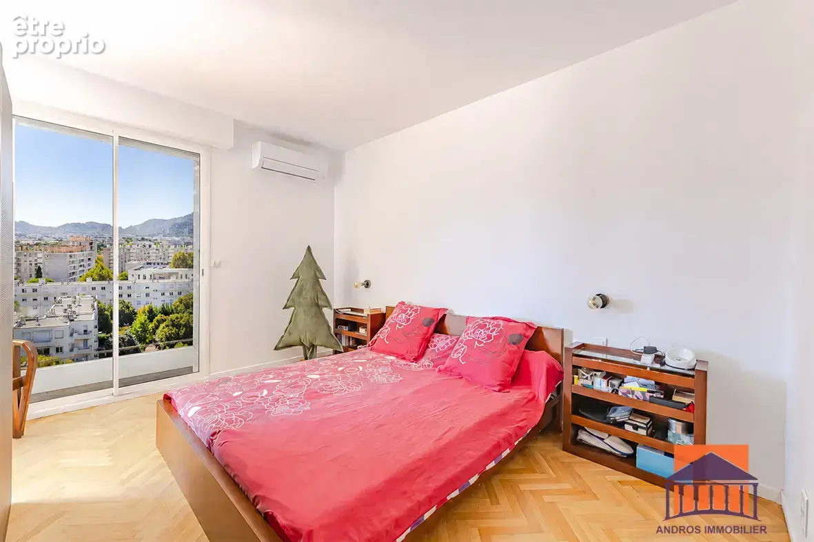 13008 Carré d’or, magnifique penthouse de 114 m2 plus 47 m2 de terrasses, vue mer, dernier étage, au sein d’un - photo 13