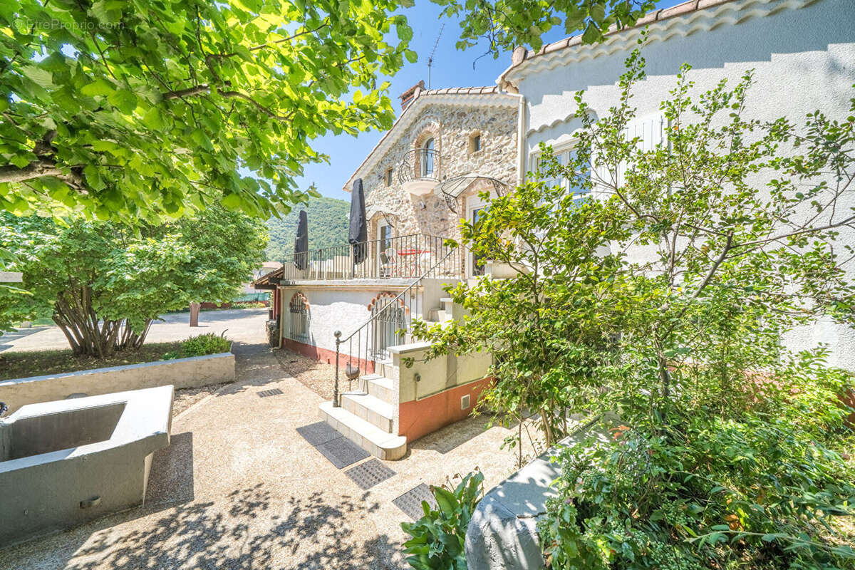 Maison à BESSEGES