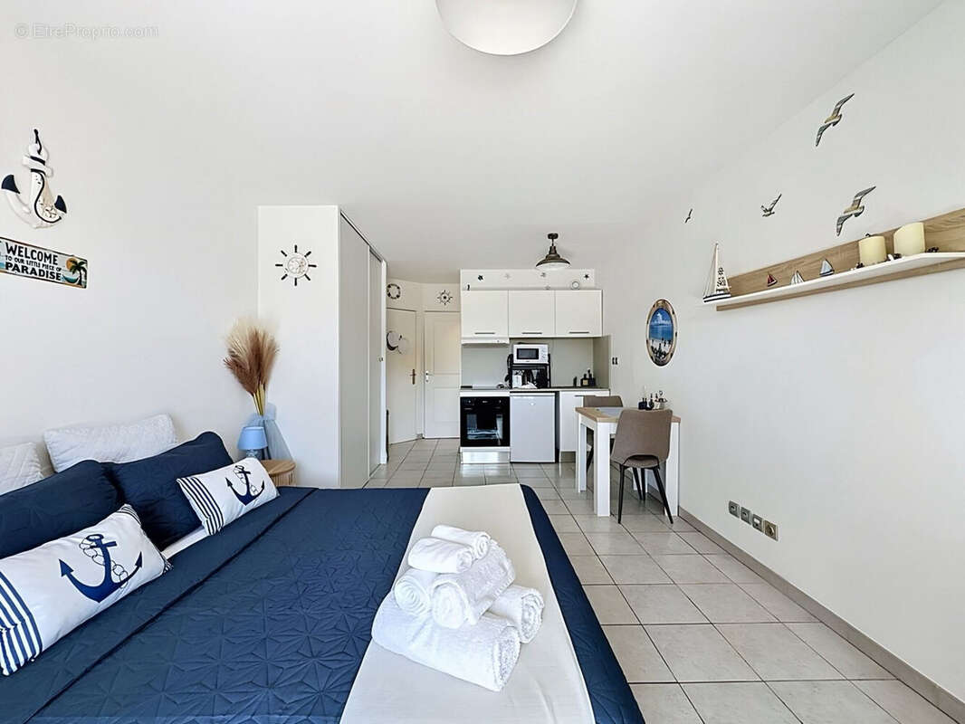 Appartement à LE CANNET