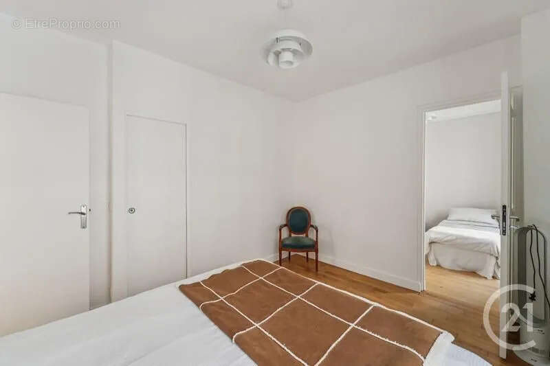 Appartement à NEUILLY-SUR-SEINE