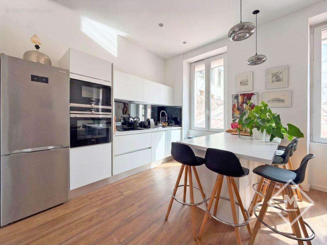Vend T2 de 52 m2 calme sud 13006 Vauban - photo 4