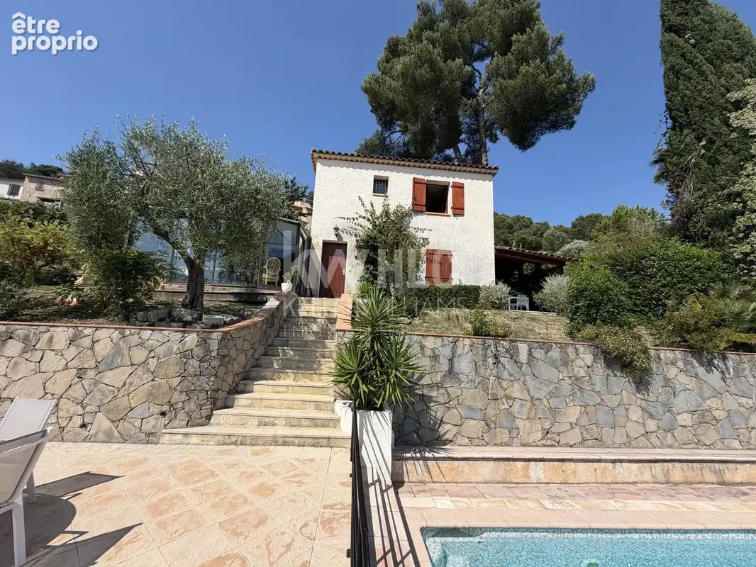 Maison 5 pièces 115 m² à vendre à La Roquette-Sur-Siagne (06550) - photo 3
