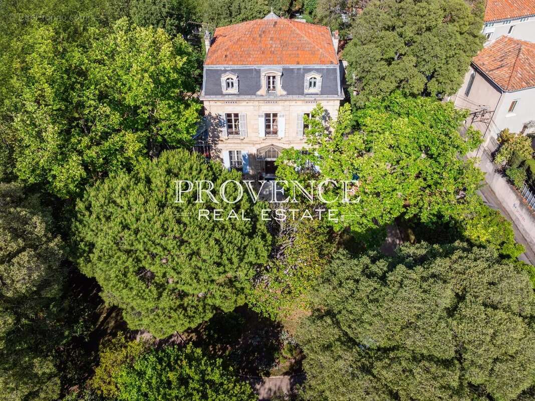 Maison à MARSEILLE-9E