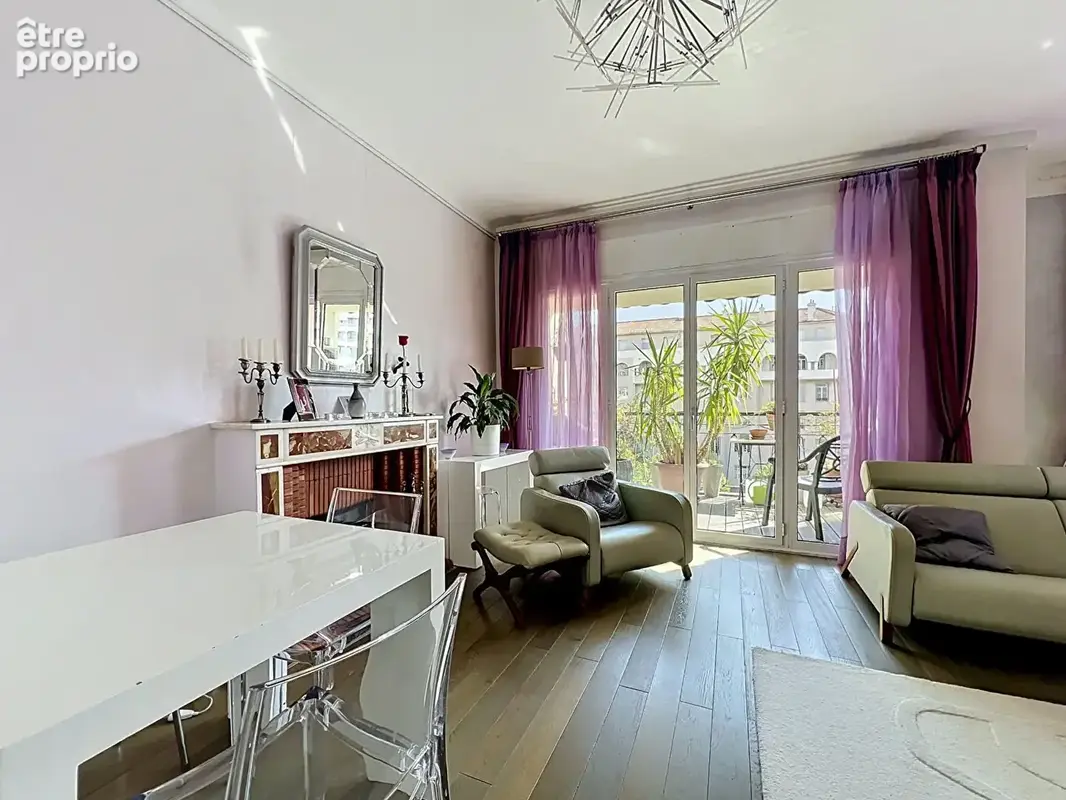 URGENT - Superbe appartement de standing aux beaux volumes - photo 6
