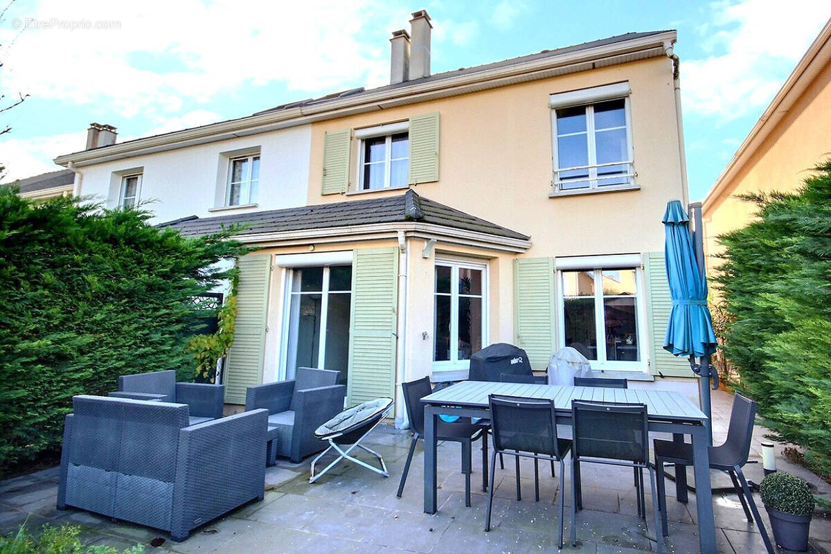 Maison à WISSOUS
