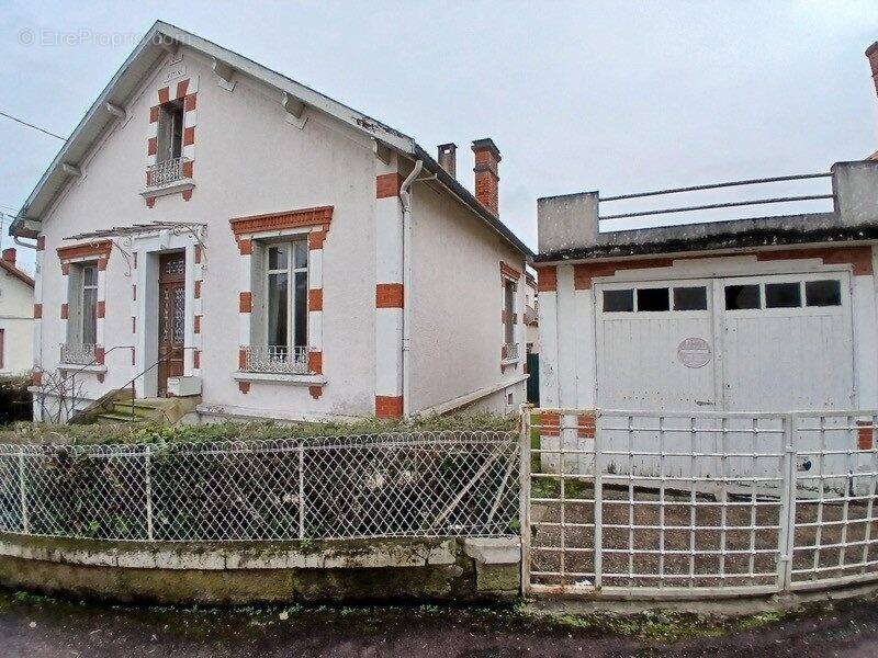 Maison à RIBERAC