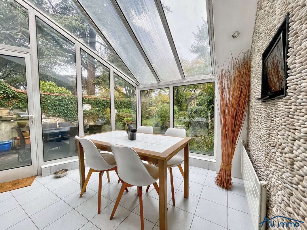 Maison à SUCY-EN-BRIE