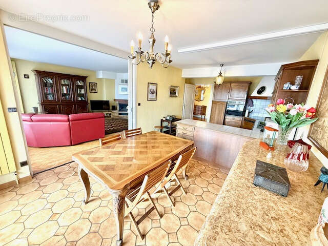 Appartement à DIVONNE-LES-BAINS