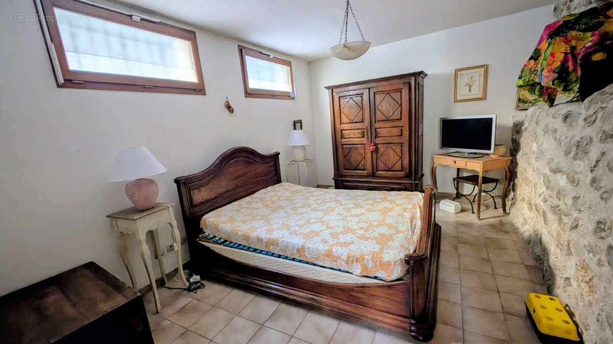 Maison à LAROQUE-DES-ALBERES