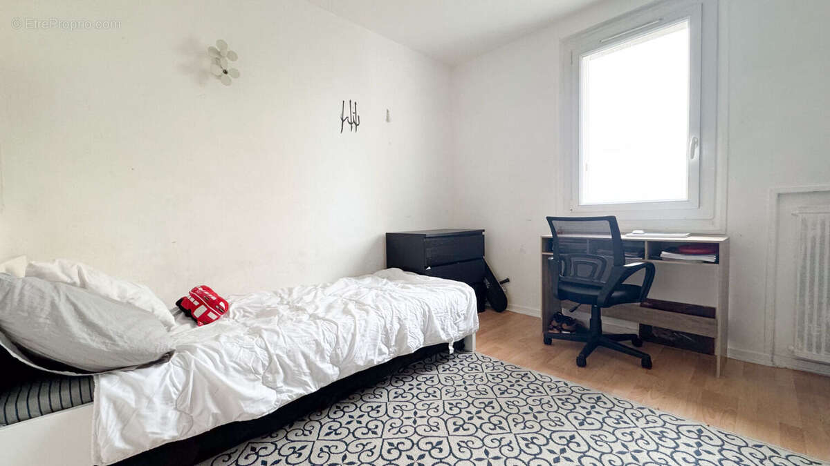 Appartement à CORBEIL-ESSONNES