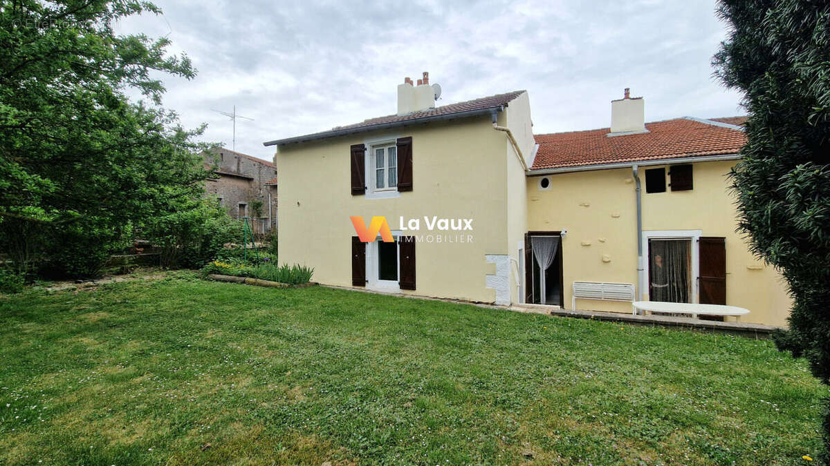Maison à OGNEVILLE