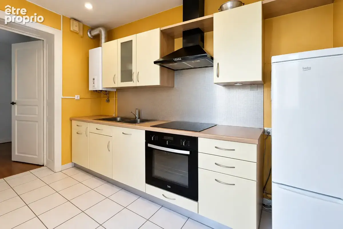 NANCY - Appartement  T3 Place Godefroy de Bouillon - photo 4