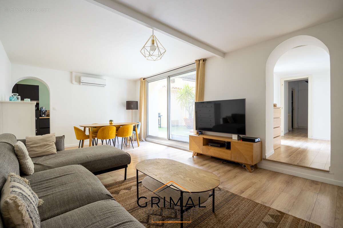 Appartement à MARSEILLE-11E