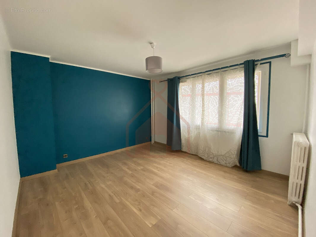 Appartement à VILLEJUIF