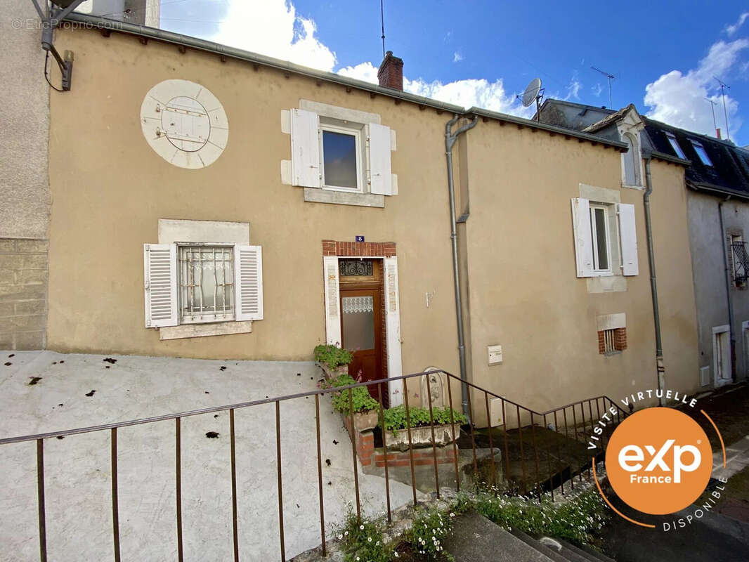 Maison à BUZANCAIS