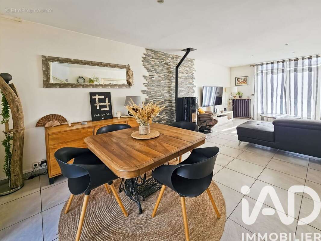 Photo 4 - Maison à YERRES