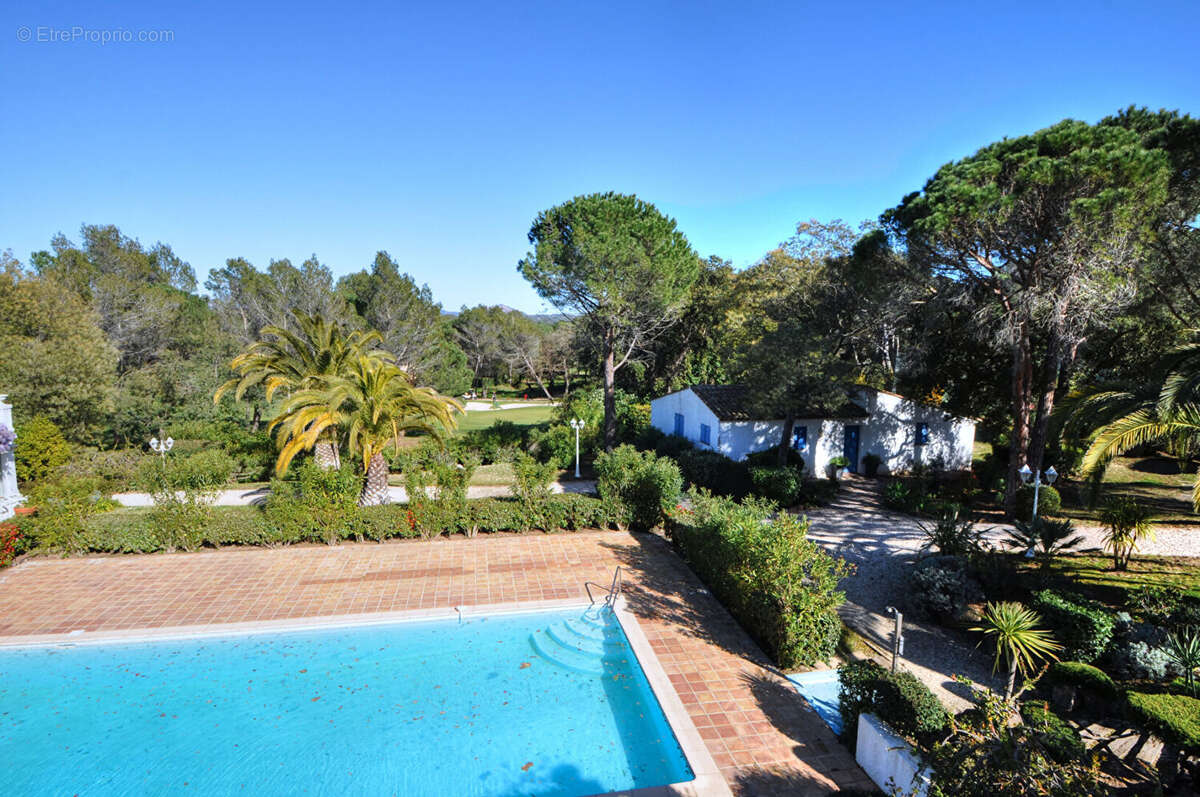 Appartement à SAINT-RAPHAEL