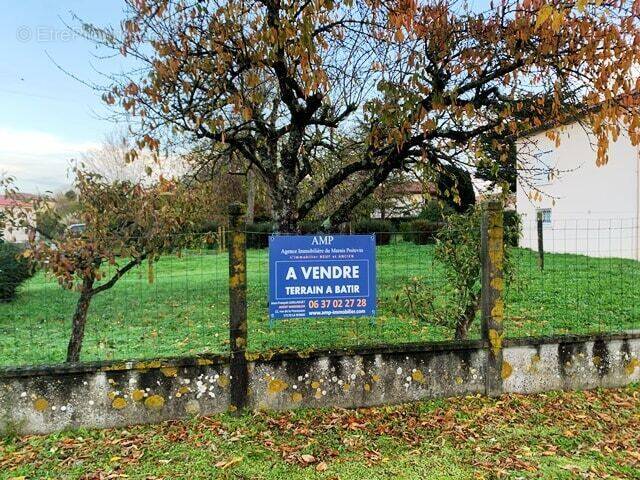 Terrain à LA ROCHELLE