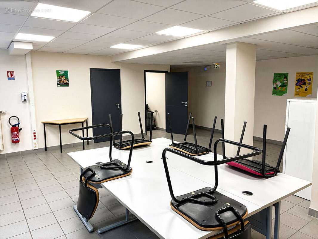 Local commercial Amiens 530 m2 - photo 4