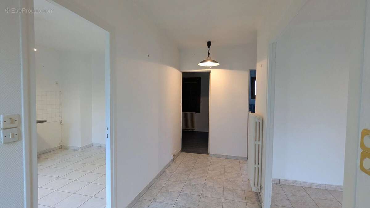 Maison à MONTMORILLON